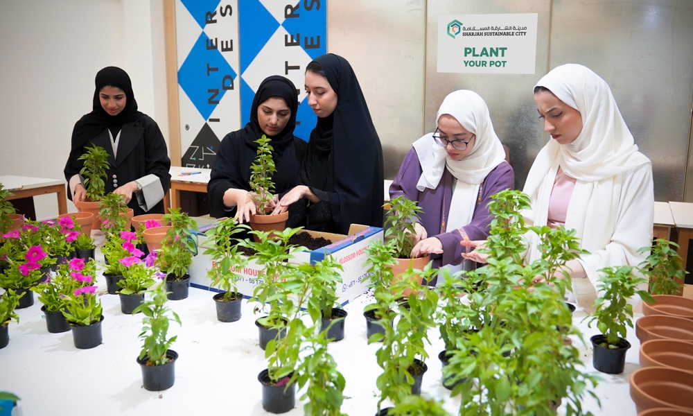 Sharjah-Sustainable-City-University-students-participating-in-the-Plant-Your-Pot-workshop.jpg