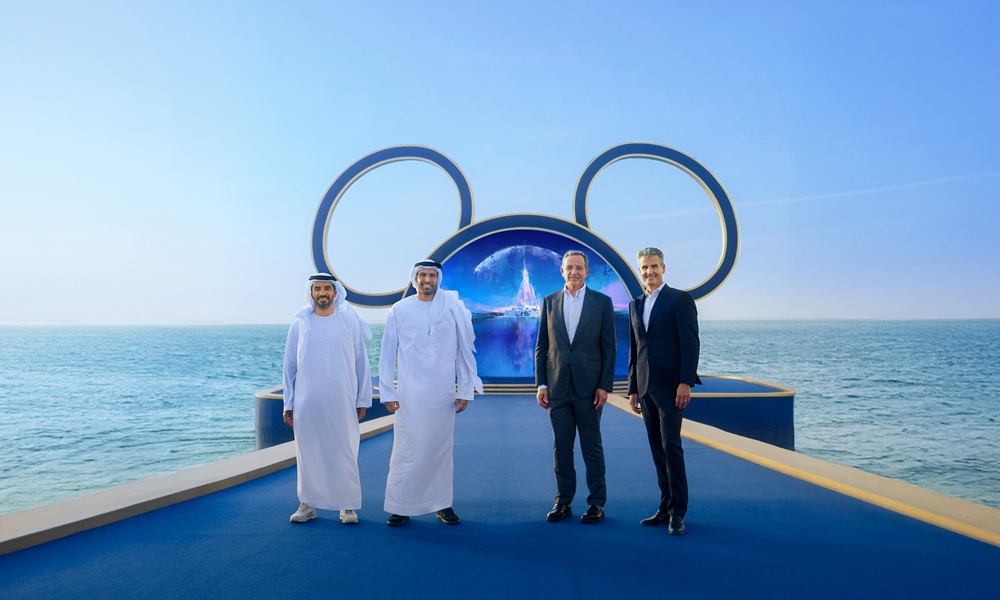 Disney-Theme-Park-Resort-Yas-Island-Abu-Dhabi-2.jpg