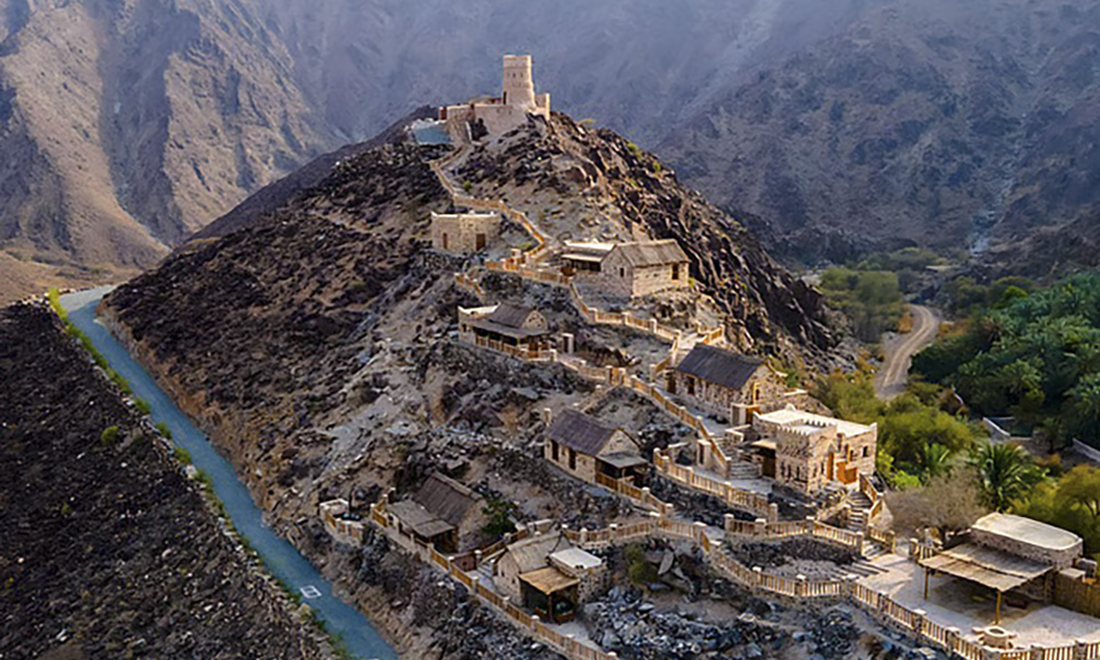 Shurooq-Collection_1000x600.jpg